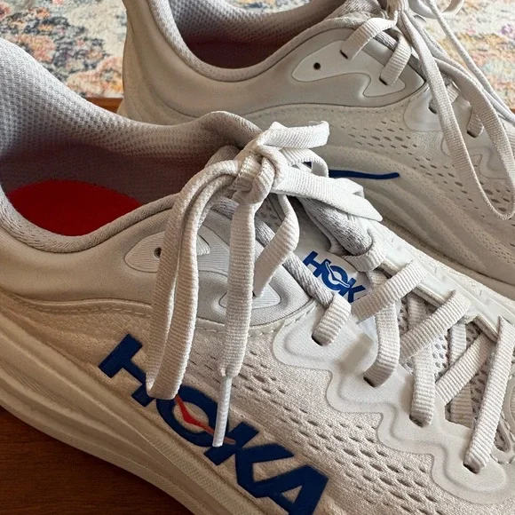 HOKA Bondi 9 - Picture 2 of 4